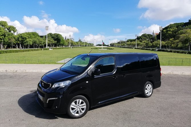 Airport Private Transfer to/from Lisbon - A calm first step after landing at Lisbon Airport