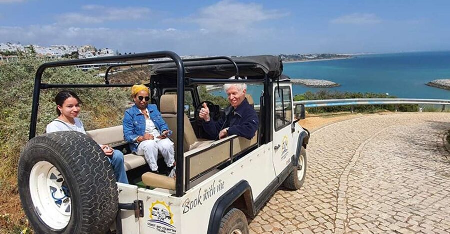 Albufeira: Beaches, Old Town, and Salgados Lagoon Jeep Tour - Key points to know before booking