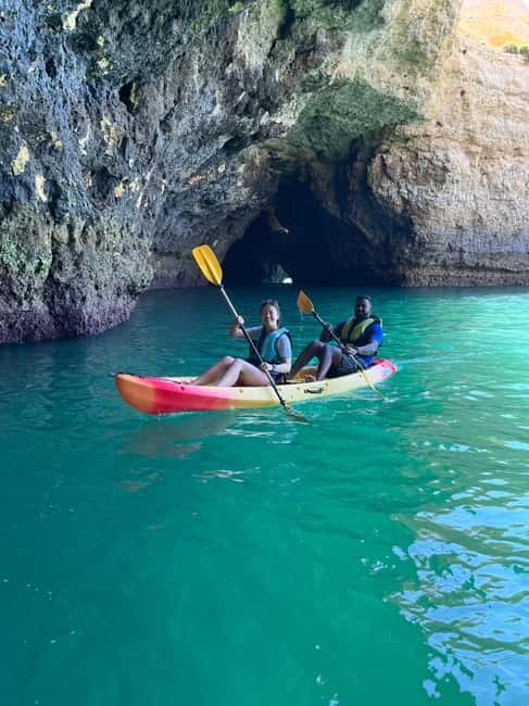 Albufeira: Caves and Cliffs Kayaking Tour - Praia da Maré das Porcas and the return to Castelo