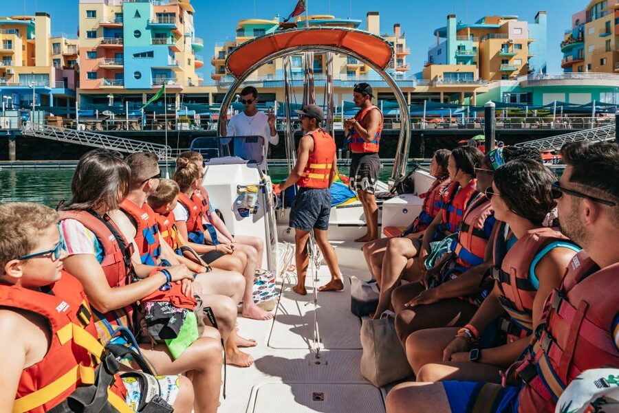 Albufeira: Parasailing Boat Trip - Photos are useful, but budget for them separately