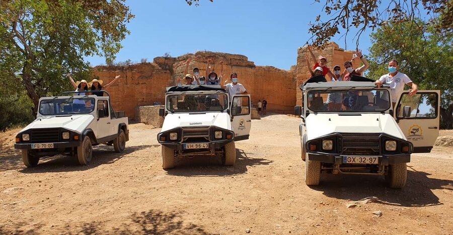 Albufeira: Safari Excursion in the Algarve Mountains - Paderne village: a short stop with local character
