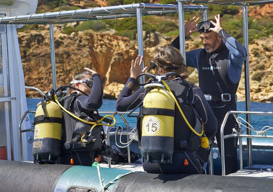 Albufeira: Scuba Diving Experience for Beginners - Who should book this experience
