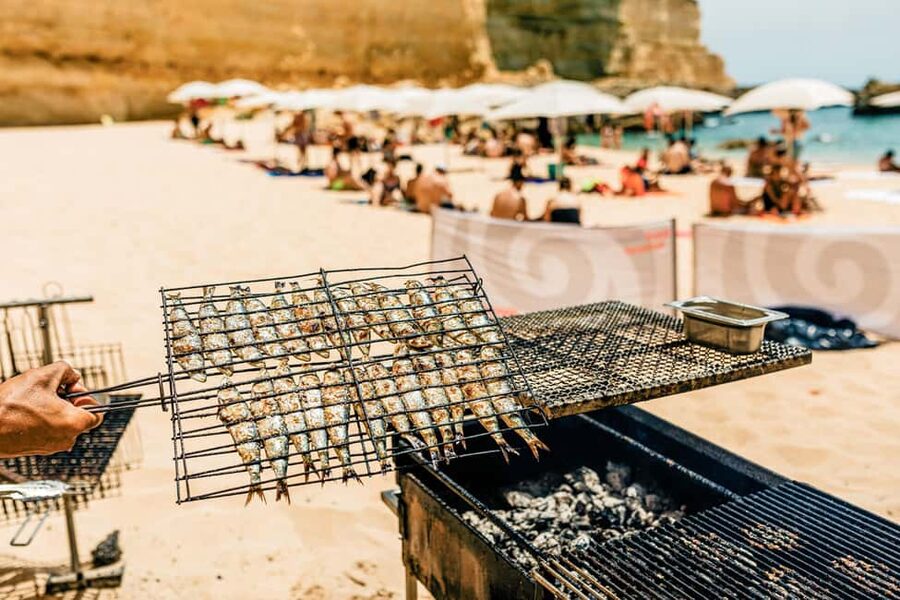 Albufeira: Sightseeing Cruise with Beach BBQ and Open Bar - Key points to know before booking