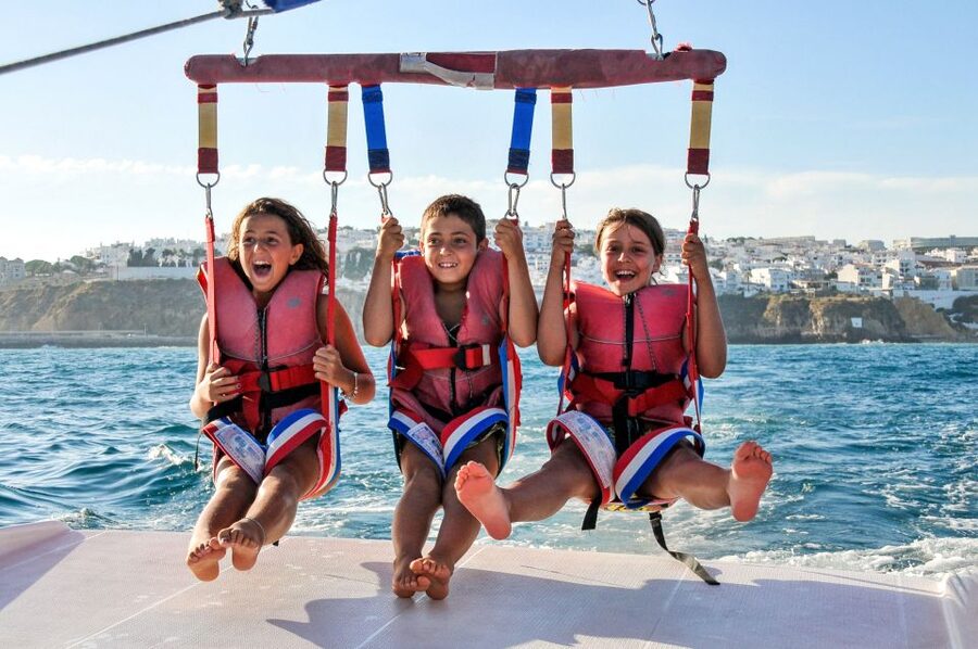 Albufeira: Single, Double or Triple Parasailing Tour - Rising from Albufeira Marina to 80 meters