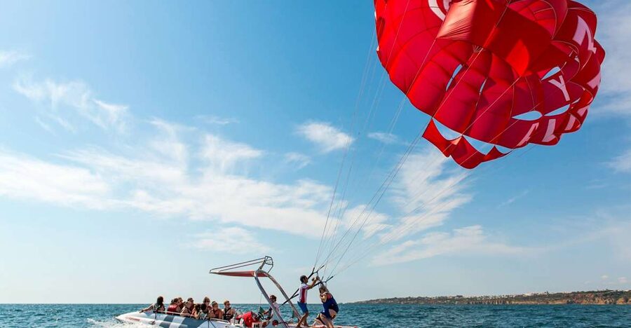 Albufeira: Single, Double or Triple Parasailing Tour - Single, double, or triple parasailing