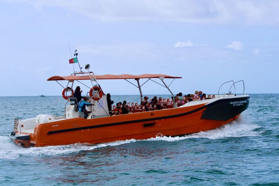 Algarve: Benagil Caves Open Speedboat Tour - Leaving Vilamoura Watersports Centre