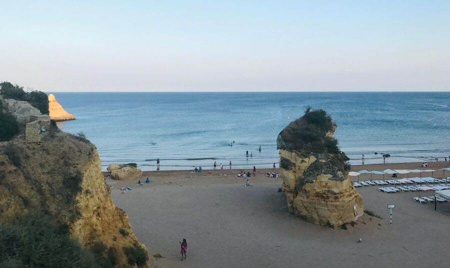 Algarve: Lagos Sightseeing guided Tour with e-bikes - Who should book this ride