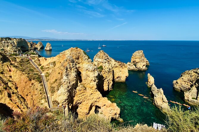 Algarve: Lagos Sightseeing guided Tour with e-bikes - Starting beside Hotel Marina Rio