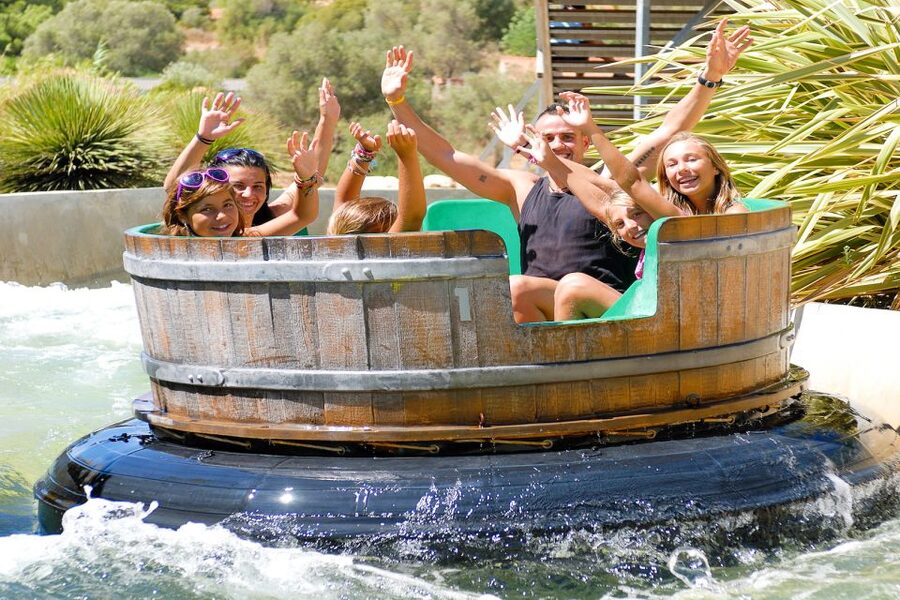 Algarve: Zoomarine Amusement Park Entry Ticket - Tropical birds and birds of prey