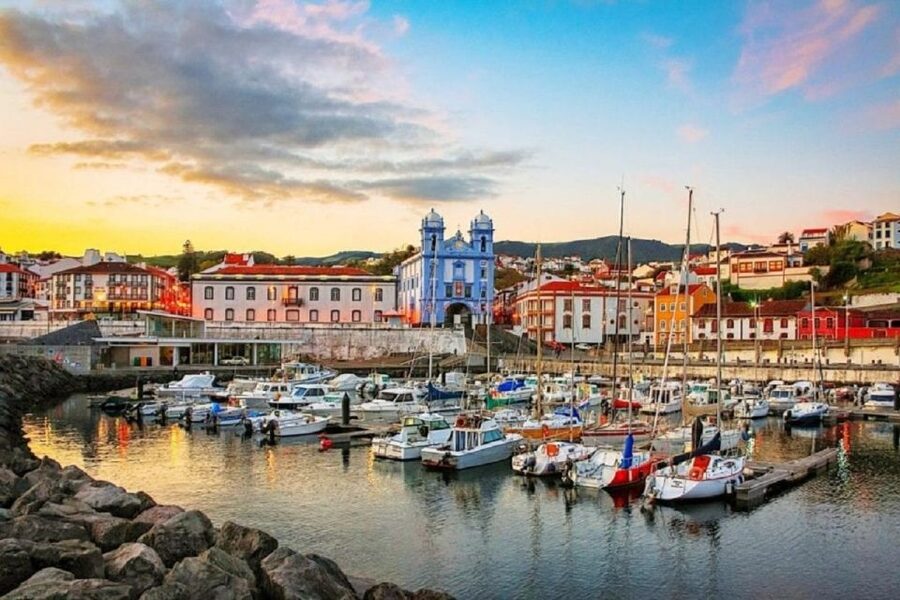 Angra do Heroísmo: Walking Tour with Local Pastry and Coffee - Starting at Jardim José Agostinho