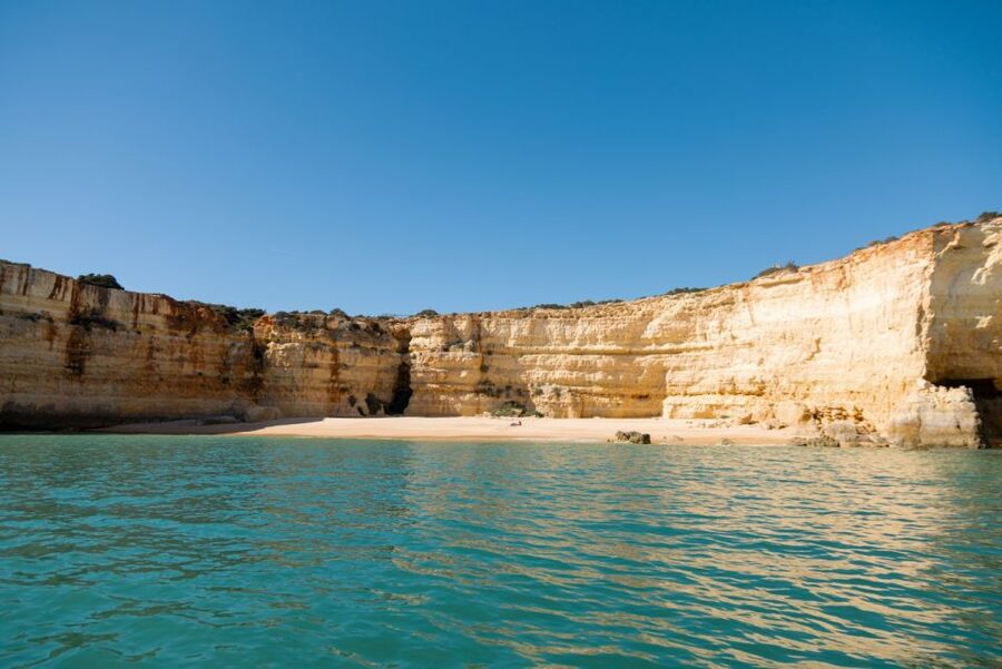 Armação de Pêra: Benagil Caves and Secret Beaches Boat Trip - Guides, boat handling, and group atmosphere