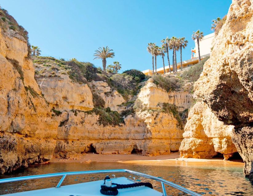 Armação de Pêra: Benagil´s 15 Best Caves Boat Tour - From Praia dos Beijinhos to Nossa Senhora da Rocha