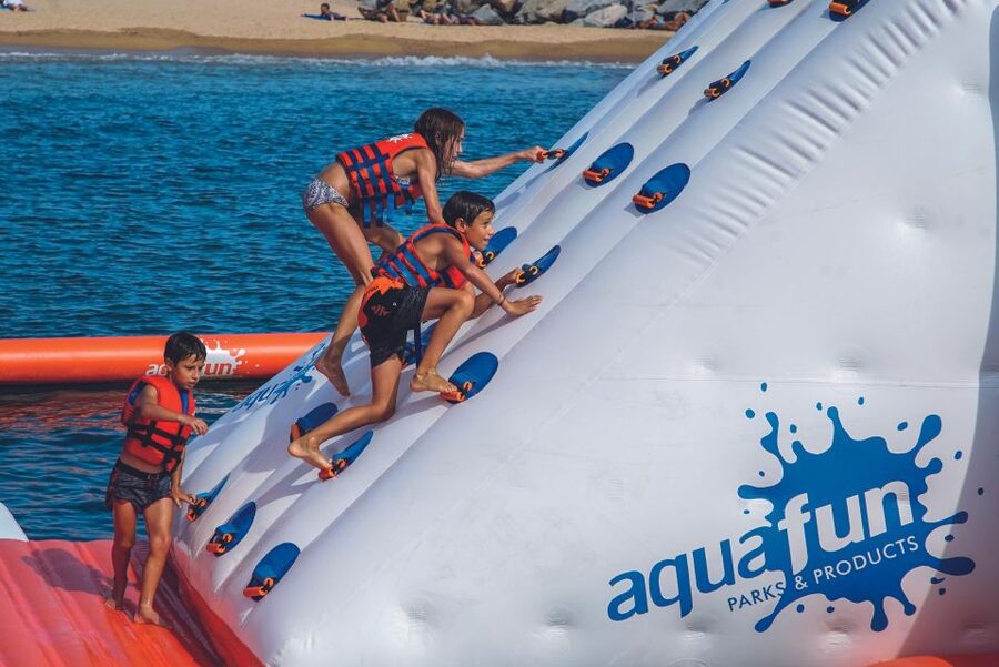Armação de Pêra: Inflatable Waterpark Entry Ticket - Who will enjoy the seven-obstacle course