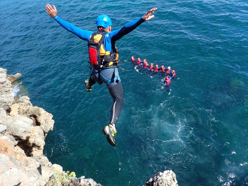 Arrábida: Setubal, Sesimbra Coasteering & Speedboat Tour - The jumps range from easy to serious