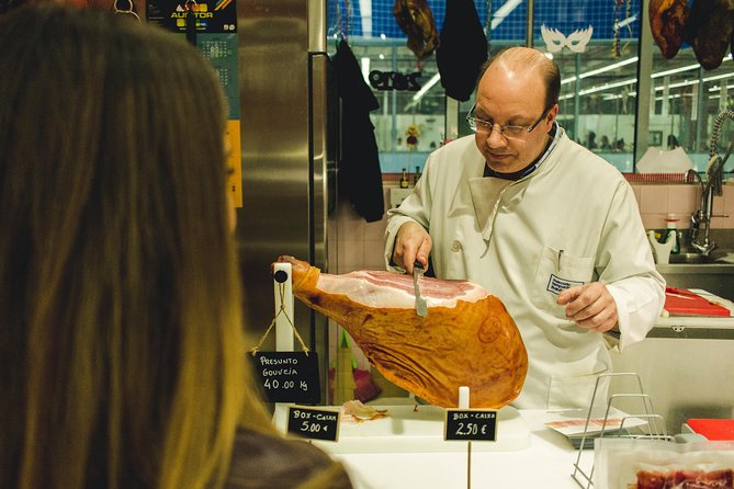 Authentic Food and Wine Tour in Porto by Food Lover Tour - A food tour that doubles as a Porto orientation
