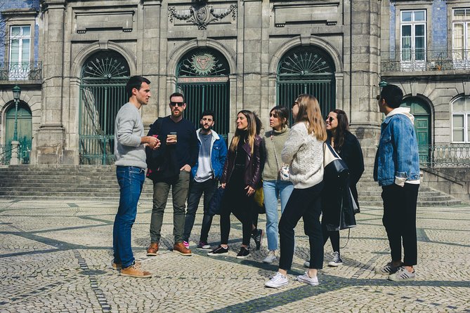 Authentic Food and Wine Tour in Porto by Food Lover Tour - Who should book this experience?