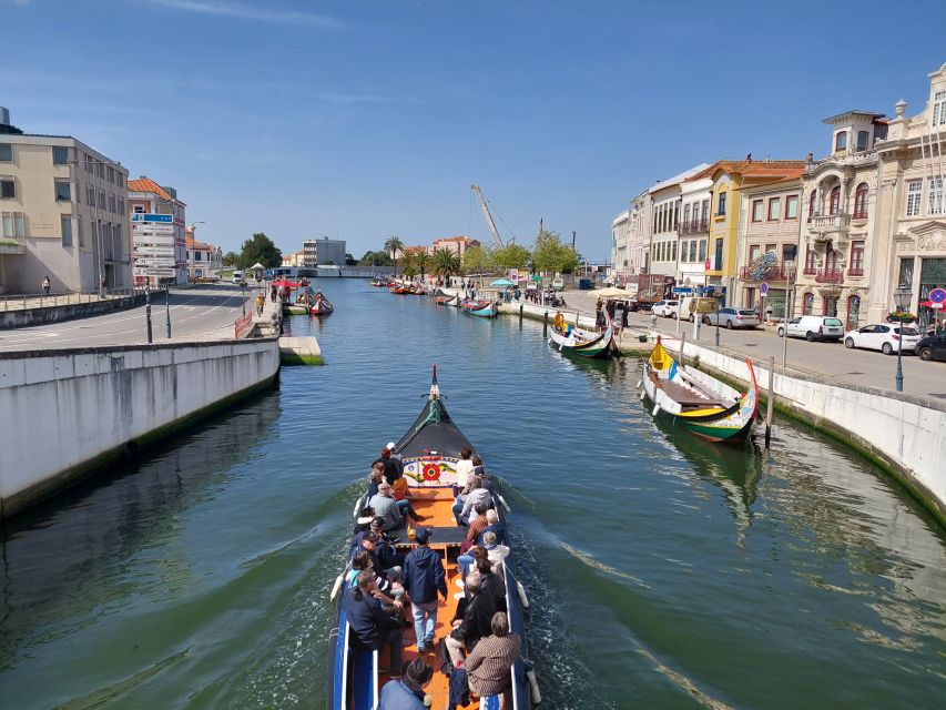 Aveiro: Stories, Canals, and Azulejos Guided Walking Tour - The Carmelite Convent Church and a Small Baroque Interior