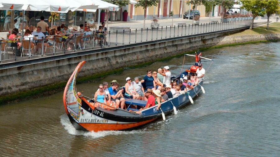 Aveiro: Traditional Moliceiro Boat Cruise - Setting off from Largo do Jardim do Rossio