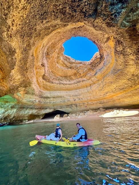 Benagil Cave - Kayak Guided tour - A short lesson before the first cove