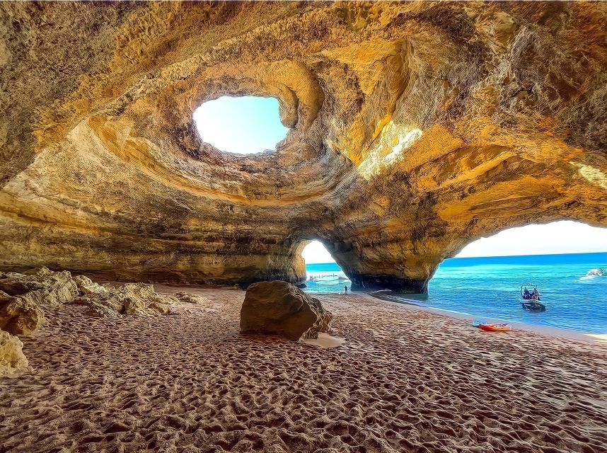 Benagil: Caves, Beaches, and Secret Spots Guided Kayak Tour - What the Guides Add