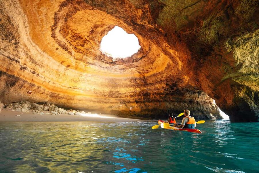 Benagil: Guided Kayaking Tour to the Benagil Cave - What the guides add to the experience