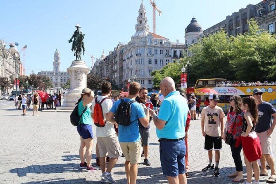 Best of Porto Guided Tour: Cruise & Wine Tasting - Crossing to Vila Nova de Gaia for Port