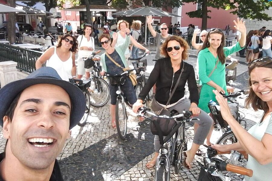 Central Lisbon 3-Hour Guided E-Bike Tour - Why an e-bike is the right Lisbon shortcut