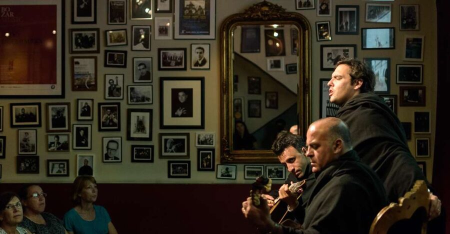 Coimbra: Live Fado Show with Glass of Port Wine - Inside Casa Fado ao Centro