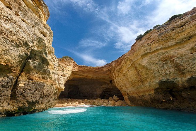 Dolphins Search and Benagil Caves from Albufeira - The crew makes a real difference