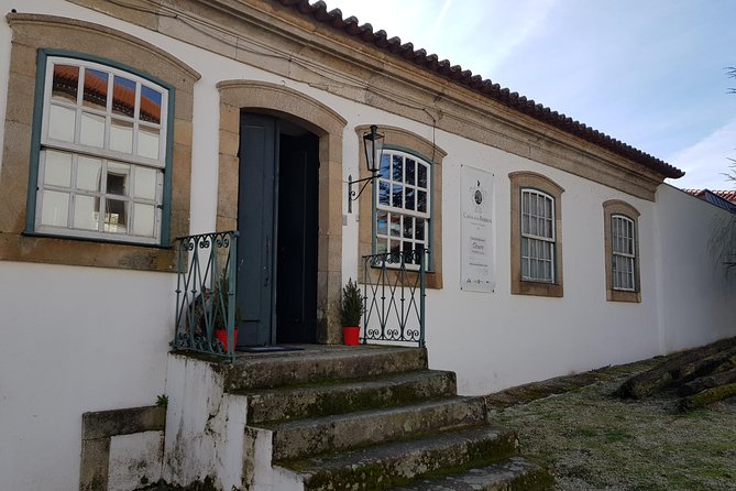 Douro Valley Wine Tour: 3 Vineyard Visits, Wine Tastings, Lunch - Sabrosa, the vineyard lunch, and the final Port tasting
