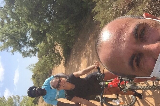 E-Bike Tour: Sete Vales Suspensos Trail (Marinha and Benagil) - Albandeira Beach closes the coastal circuit