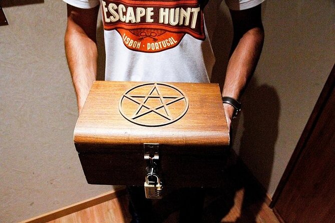 Escape Hunt Experience - Who will enjoy this most