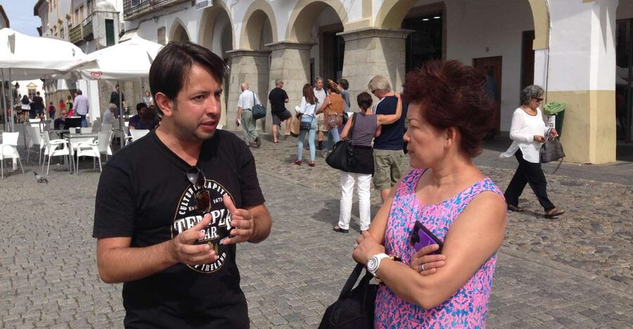 Évora: Private tour with entrance tickets to main monuments - Key points at a glance