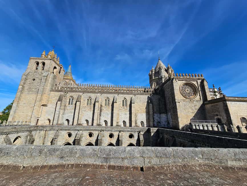 Évora (with Sé & Bones), Evoramonte & Arraiolos: From Lisbon - Key points to know