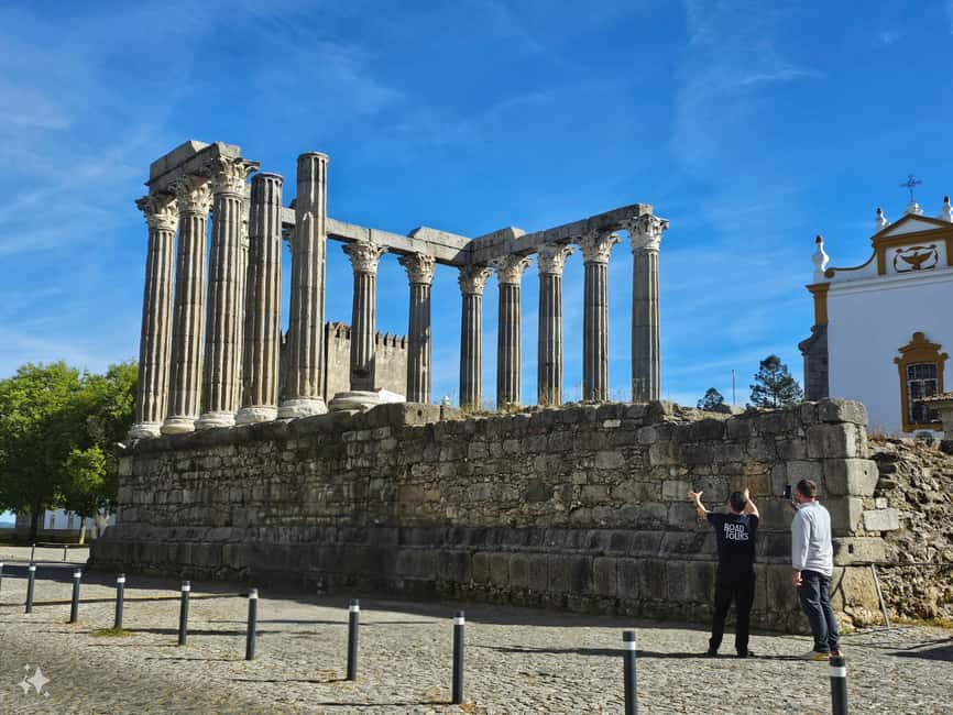 Évora (with Sé & Bones), Evoramonte & Arraiolos: From Lisbon - Évora’s Roman Temple and old streets