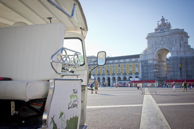 Express Lisbon | City Center and Old Town Tuk Tuk Tour - Alfama: Lisbon’s oldest quarter from the edge
