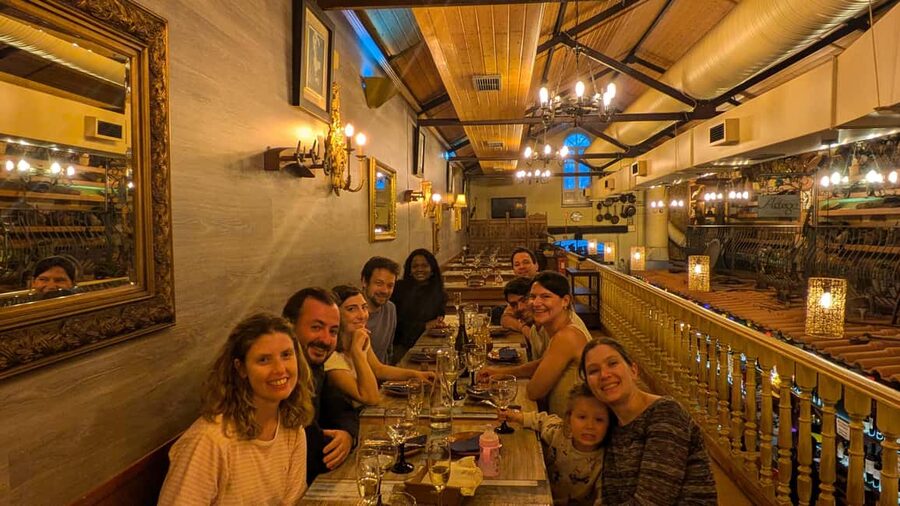 Faro City Portuguese Wine Tasting and Tapas Guided Tour - The final 90 minutes: wine, tapas, and conversation