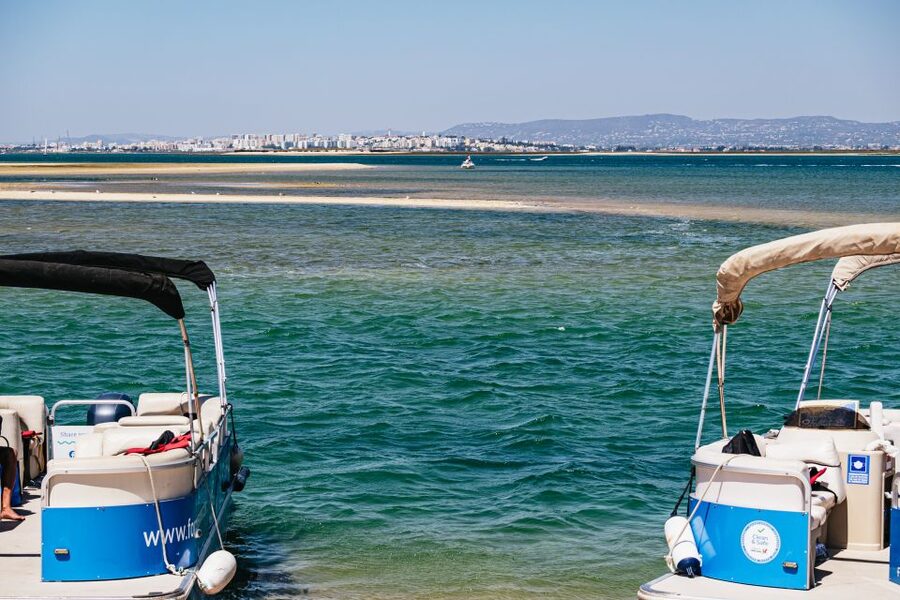 Faro: Deserta Island and Farol Island Catamaran Boat Trip - The return cruise completes the picture