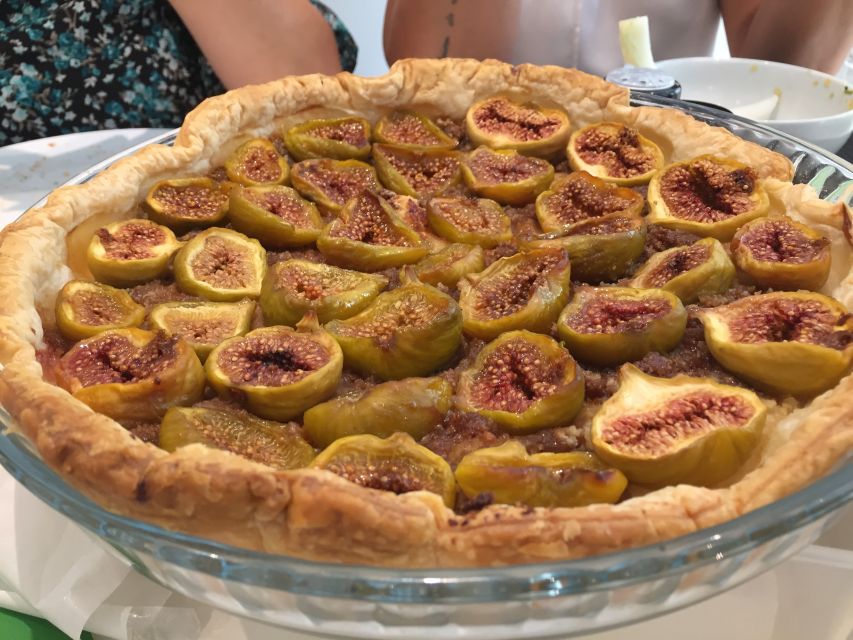 Faro: Old Town Guided Walking Food Tour - Faro history between the restaurants