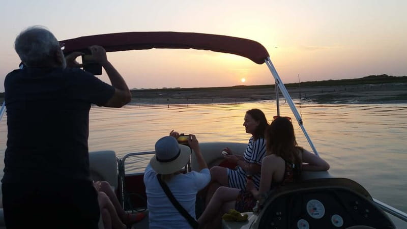 Faro: Sunset 1 hour Ria Formosa Boat Tour - Who should book this Faro boat ride?