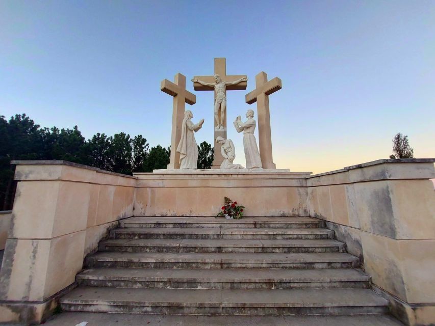 Fátima Private Tour: Shrine| Sacred Path |Shepherds House - Starting at Cruz Alta and the Basilica of the Most Holy Trinity