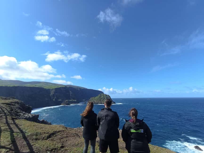 Flores Island: Full-Day Guided Tour - Portal, Craveiro Lopes, and the final viewpoints