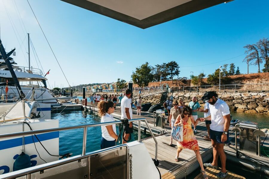 From Albufeira: Sunset Cruise and Beach BBQ with Open Bar - Who will enjoy this Albufeira cruise?