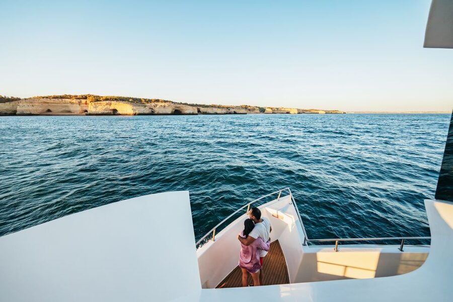 From Albufeira: Sunset Cruise and Beach BBQ with Open Bar - Sailing west along the Algarve coast