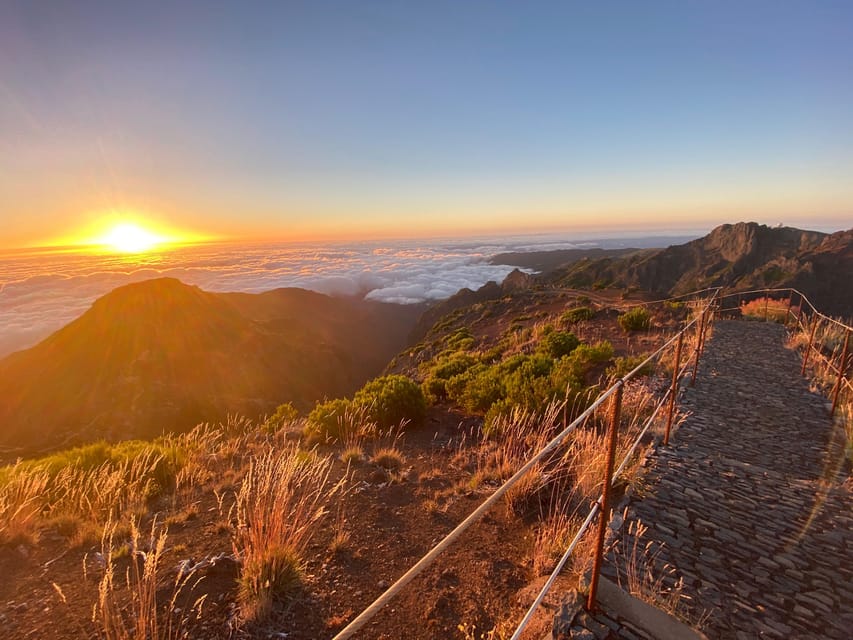 From Funchal: Madeira Peaks - Pico do Arieiro and Pico Ruivo - The early mountain ride from Funchal
