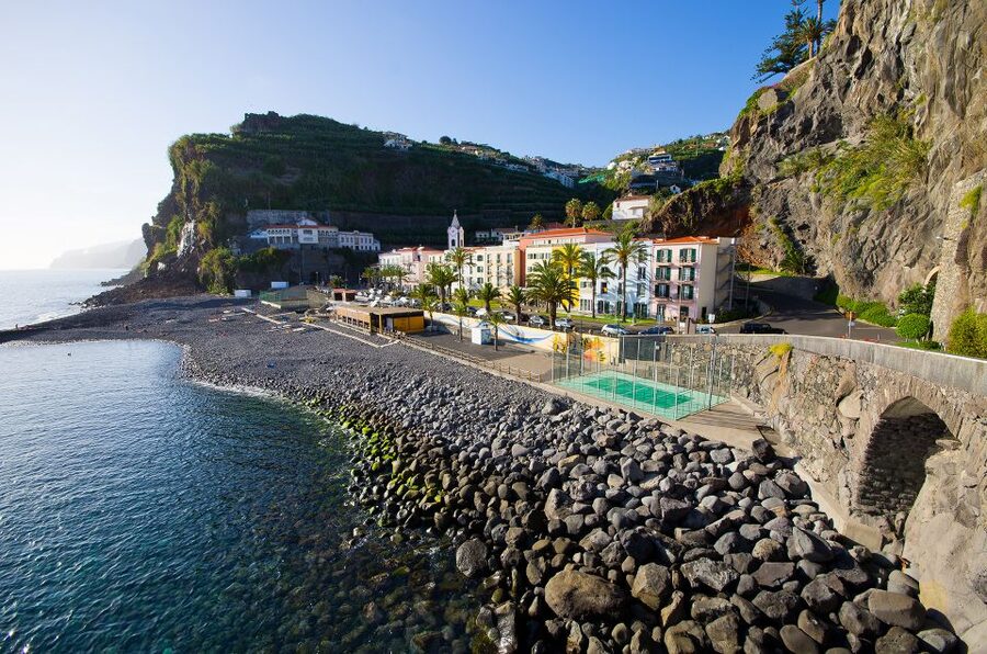 From Funchal: Madeira South Coast Full-Day Tour - Calheta’s golden beach and the limits of a short stop