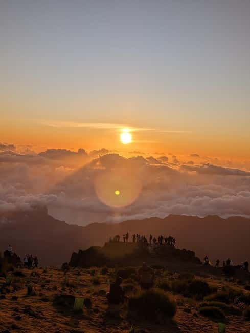 From Funchal: Pico Arieiro Sunrise with Optional Breakfast - Why Pico do Arieiro sunrise works so well