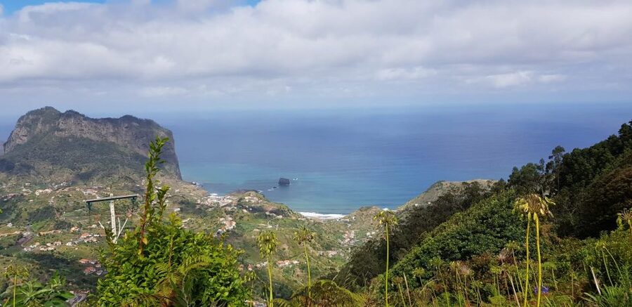 From Funchal: Santana and Pico do Areeiro East Island Tour - Pico do Areeiro and the high mountain start