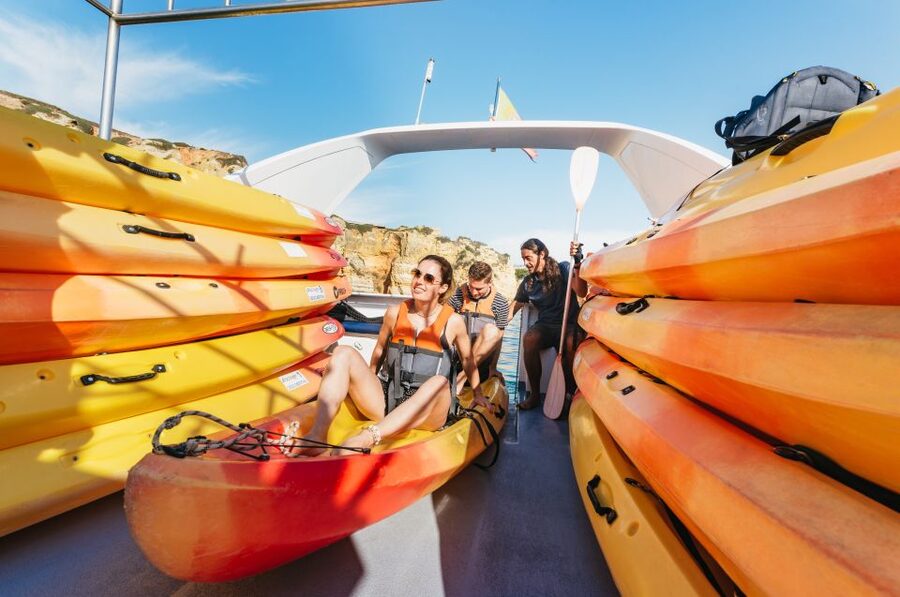 From Lagos: Kayaking and Boat Cave Explorer Tour - Why Ponta da Piedade works best from the water
