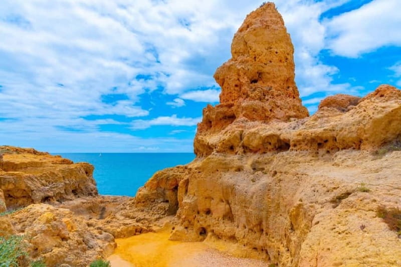 From Lisbon: Algarve, Benagil Sea Cave & Lagos Full-Day Tour - The guides make the difference